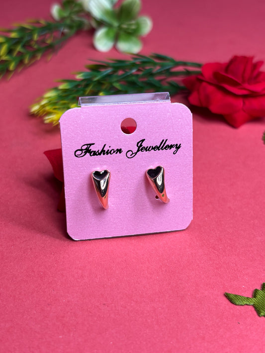 Golden Heart Minimal Studs