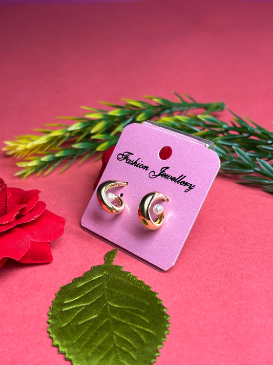 Golden Pearl Swirl Studs