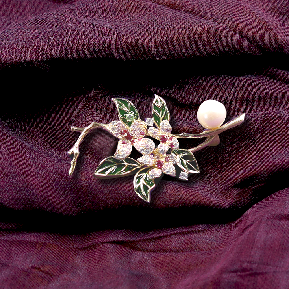 Viqso Blossom Pearl Brooch