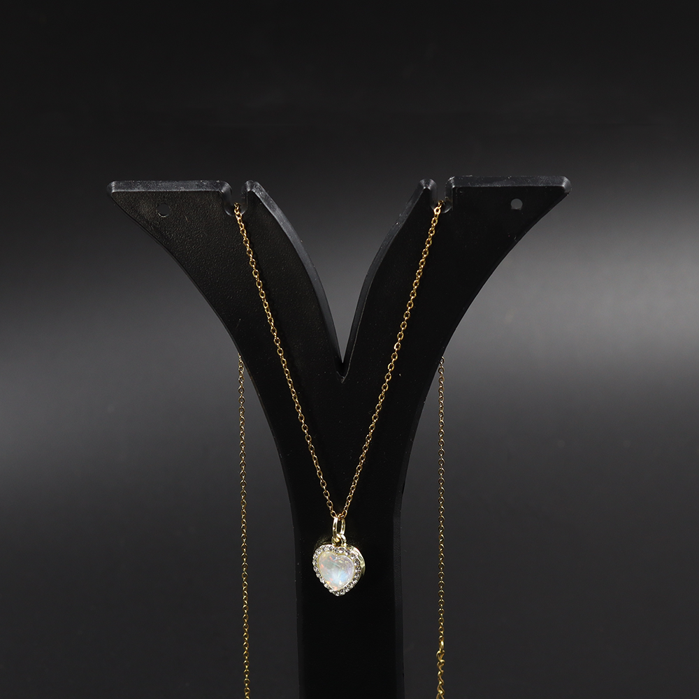 Viqso Luminous Heart Pendant