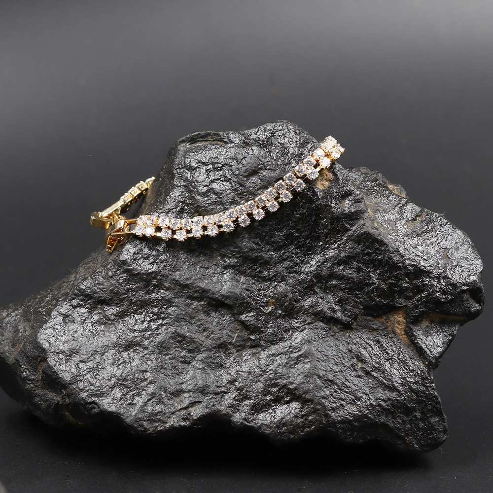 Viqso Luxe Tennis Bracelet