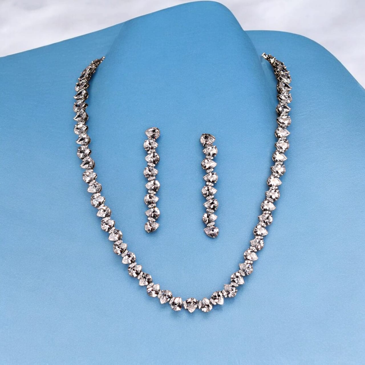 Radiant Teardrop Elegance  - Sterling 925 Silver Necklace Set