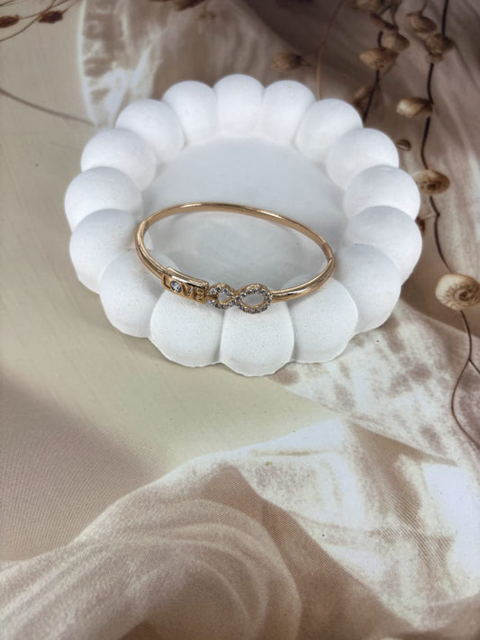 Viqso Eternal Love Cuff bangal