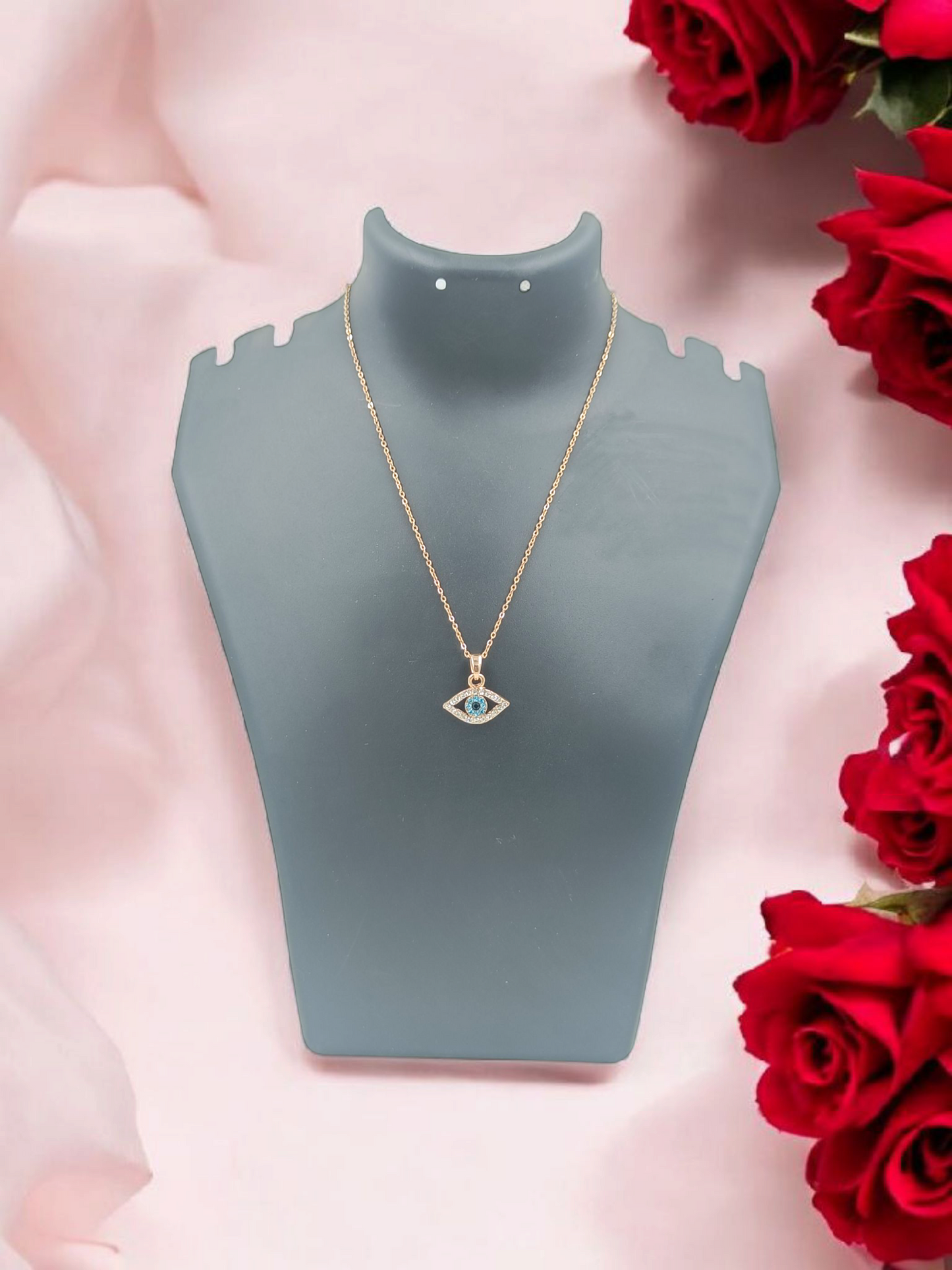 Viqso Mystic Gaze Pendant